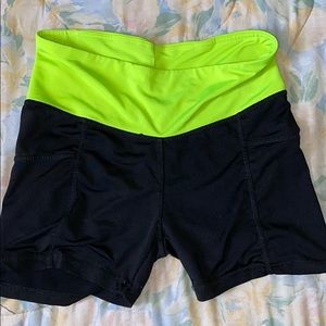Black biking shorts size medium